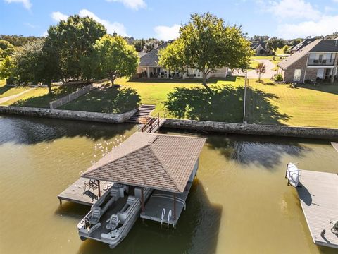 A home in Granbury