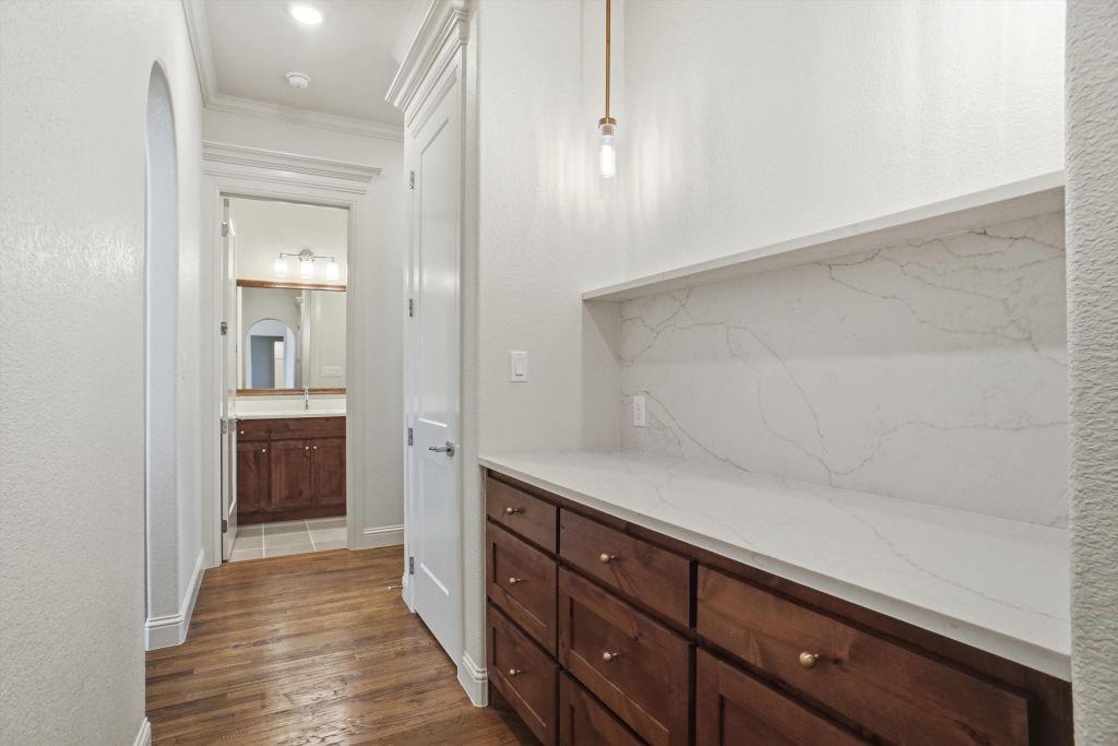 Bella Flora Ph 9 - Residential