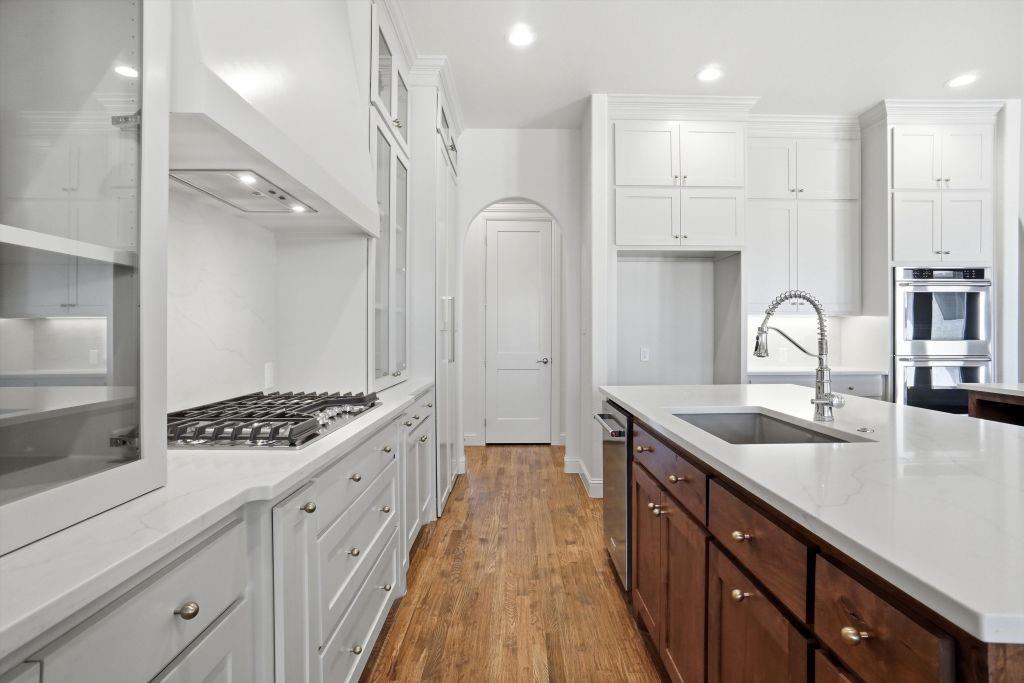 Bella Flora Ph 9 - Residential