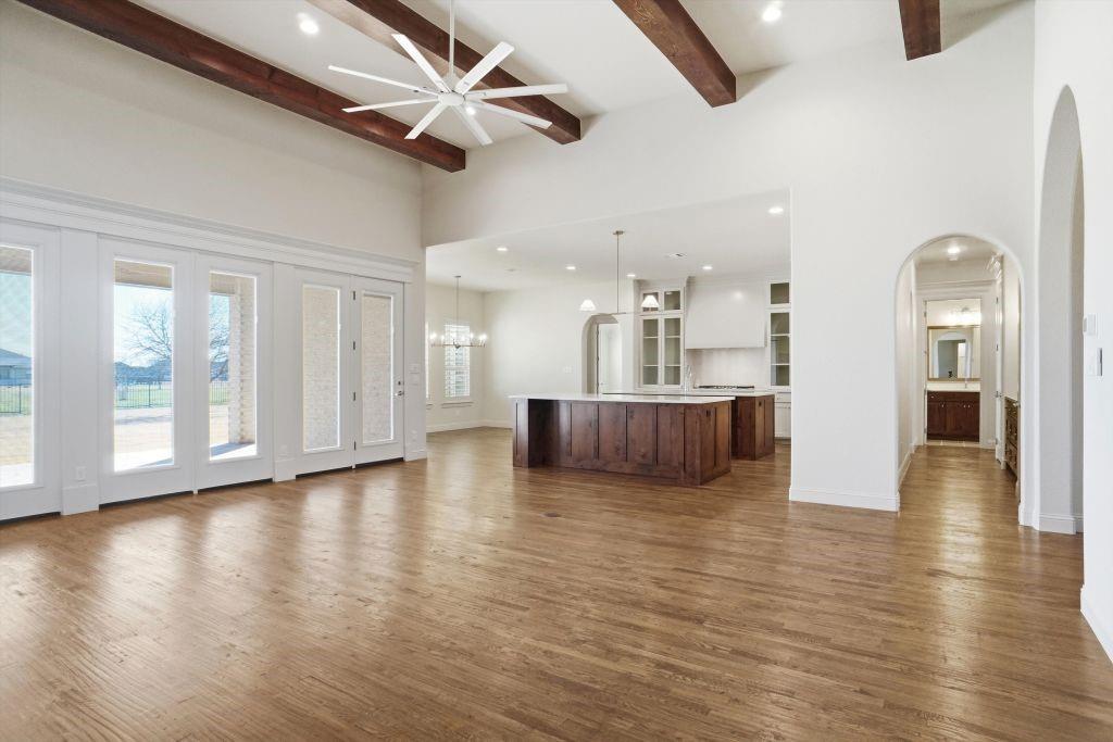 Bella Flora Ph 9 - Residential