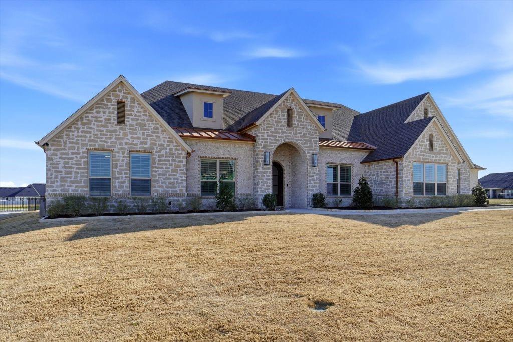 Bella Flora Ph 9 - Residential