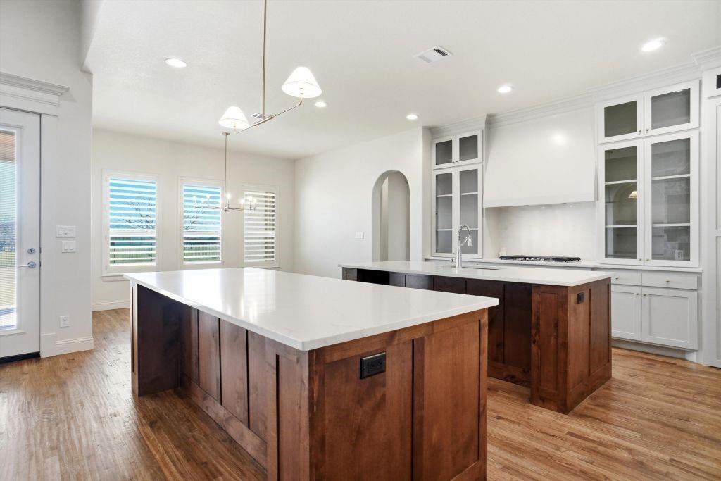 Bella Flora Ph 9 - Residential