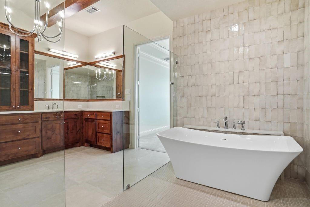 Bella Flora Ph 9 - Residential