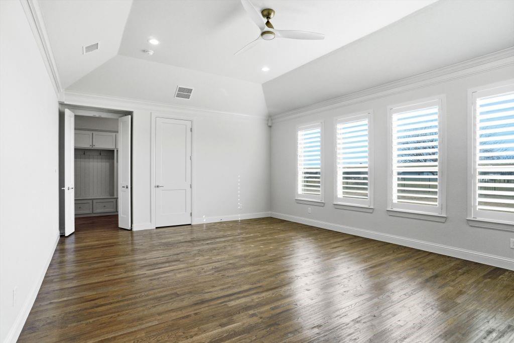 Bella Flora Ph 9 - Residential