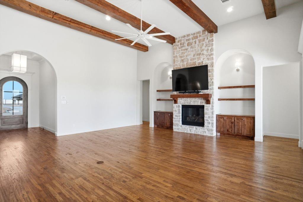 Bella Flora Ph 9 - Residential