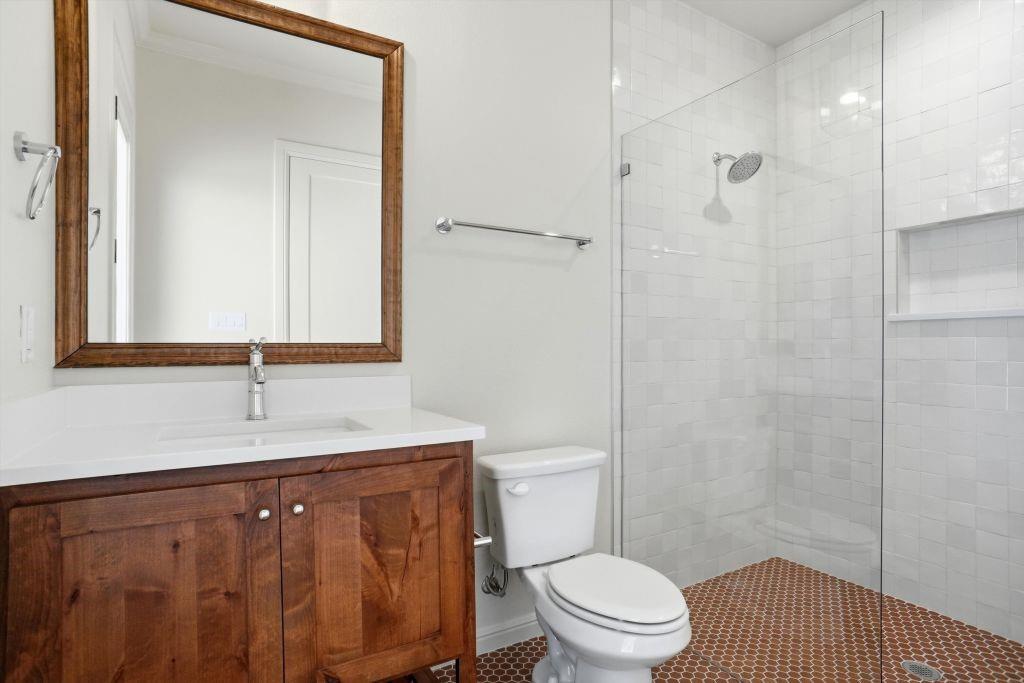 Bella Flora Ph 9 - Residential