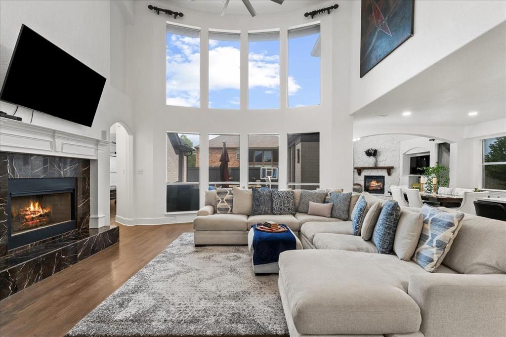 810 Summerfield