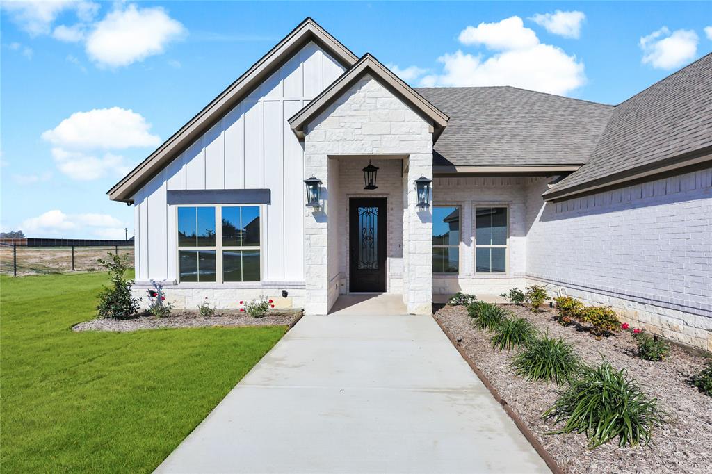1061 Uplift Drive