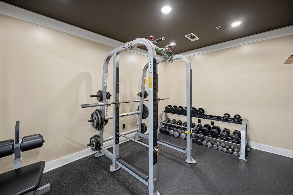 Texas & Pacific Lofts Condo - Residential