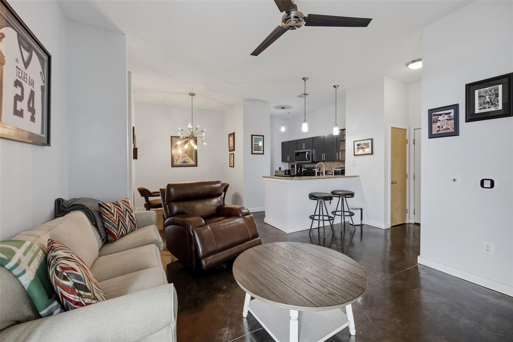 Texas & Pacific Lofts Condo - Residential