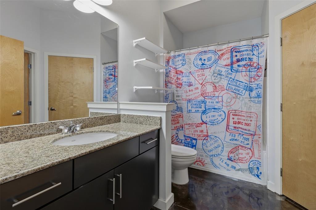 Texas & Pacific Lofts Condo - Residential