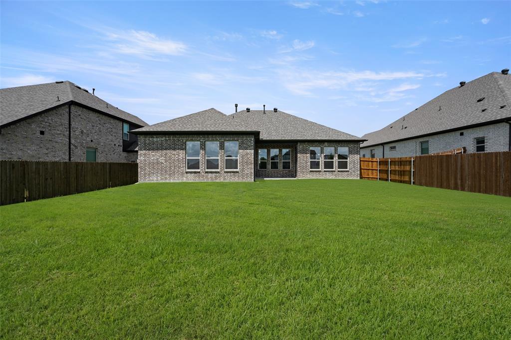 Sheppard's Place - Residential