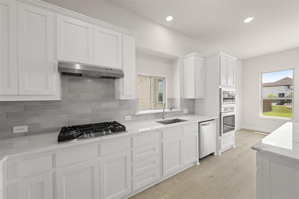 Sheppard's Place - Residential