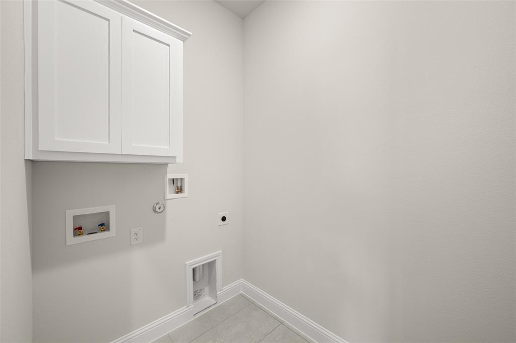 Sheppard's Place - Residential