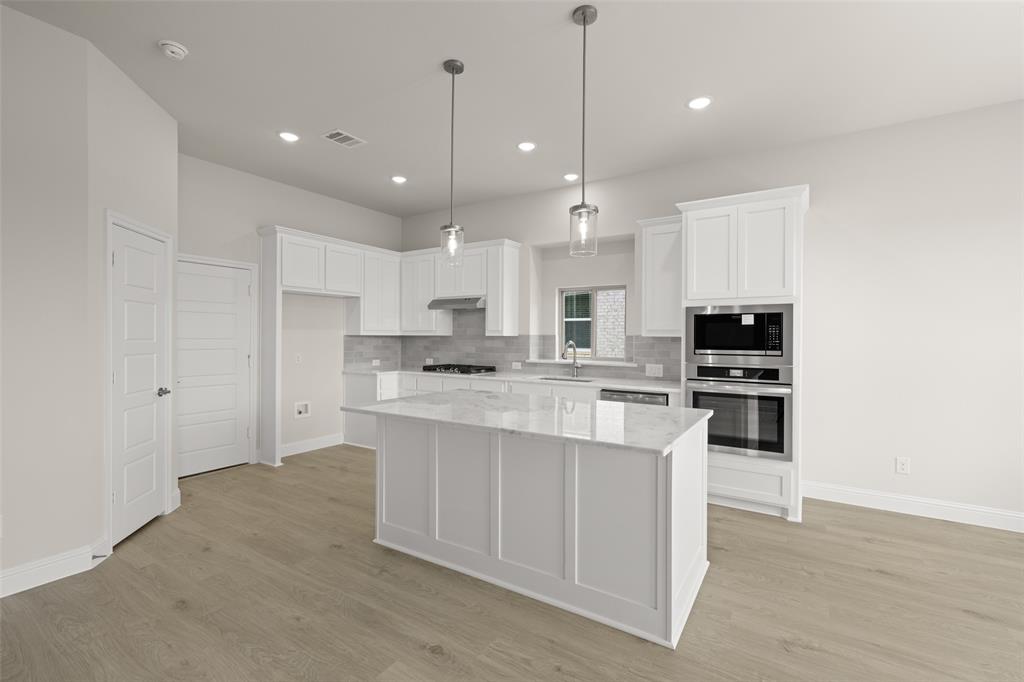 Sheppard's Place - Residential