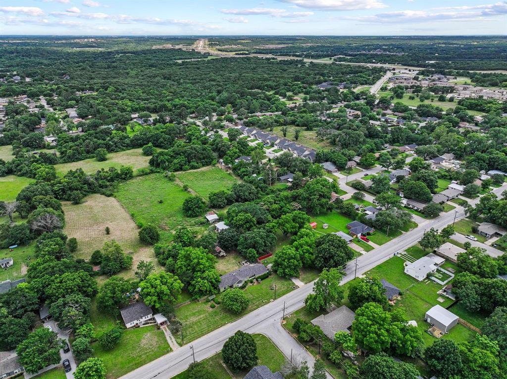 2406 Loy Lake Road