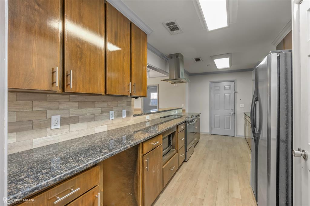 Broadmoor Terrace - Residential