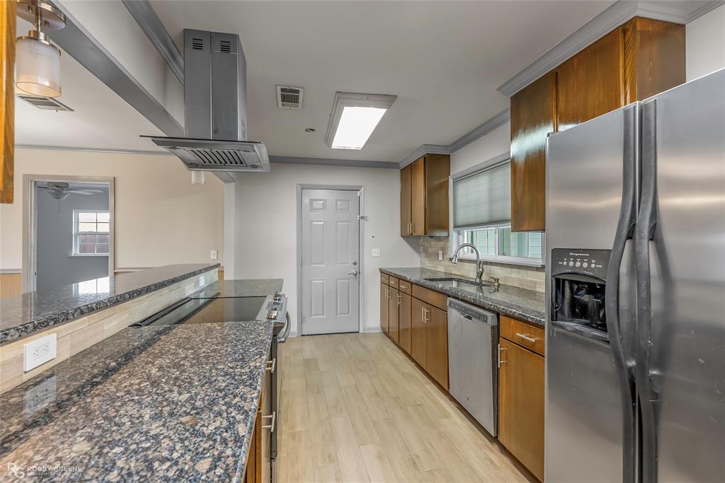 Broadmoor Terrace - Residential