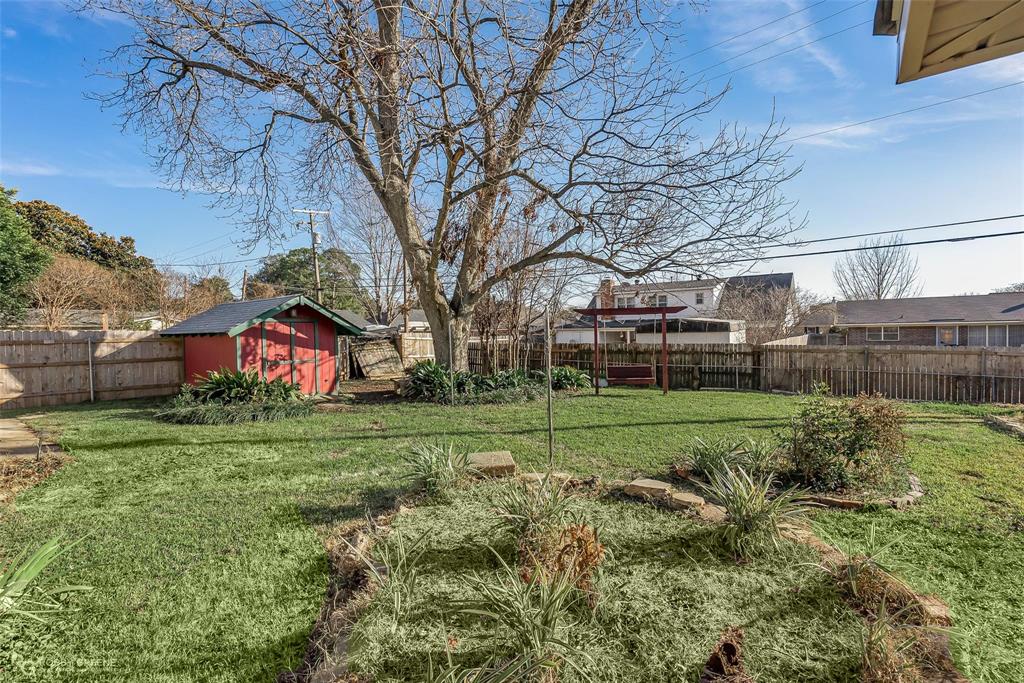 Broadmoor Terrace - Residential