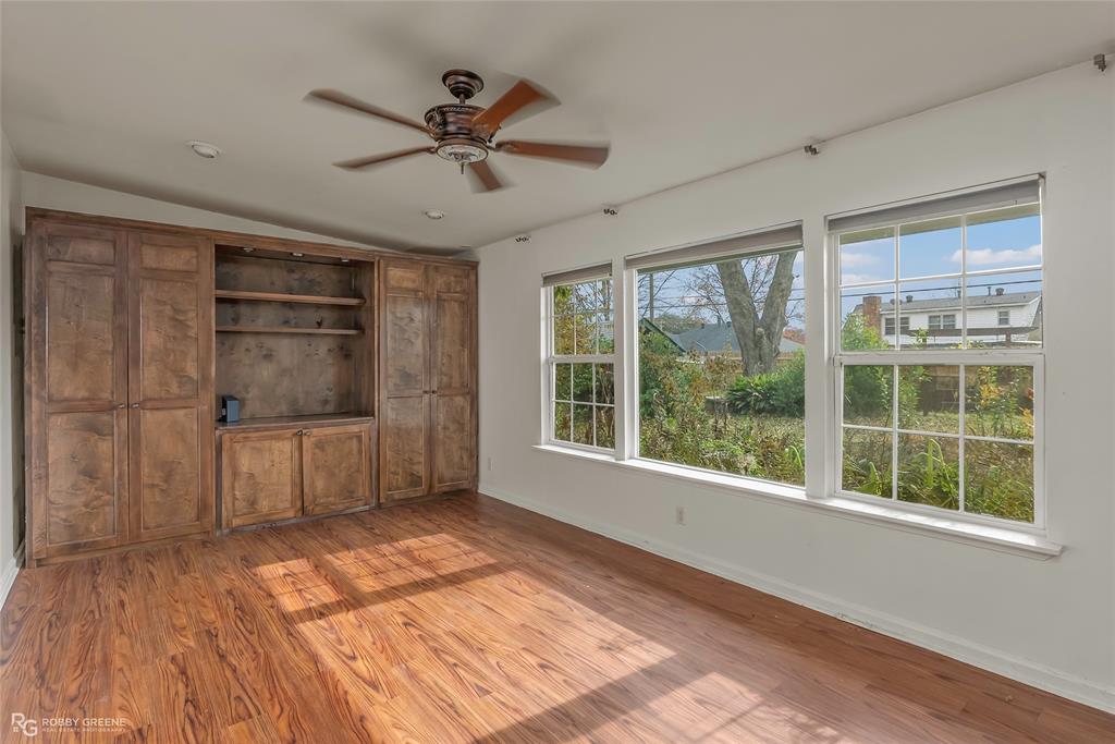 Broadmoor Terrace - Residential