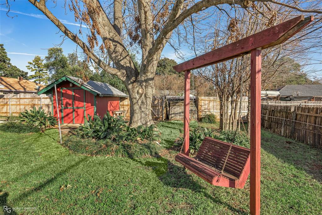 Broadmoor Terrace - Residential