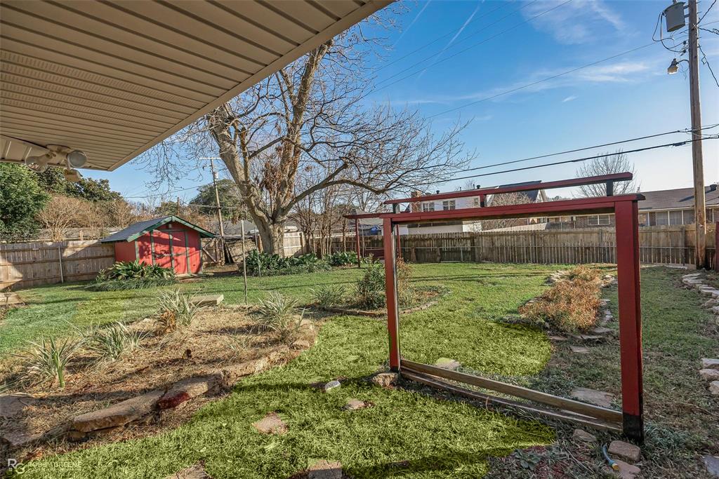 Broadmoor Terrace - Residential