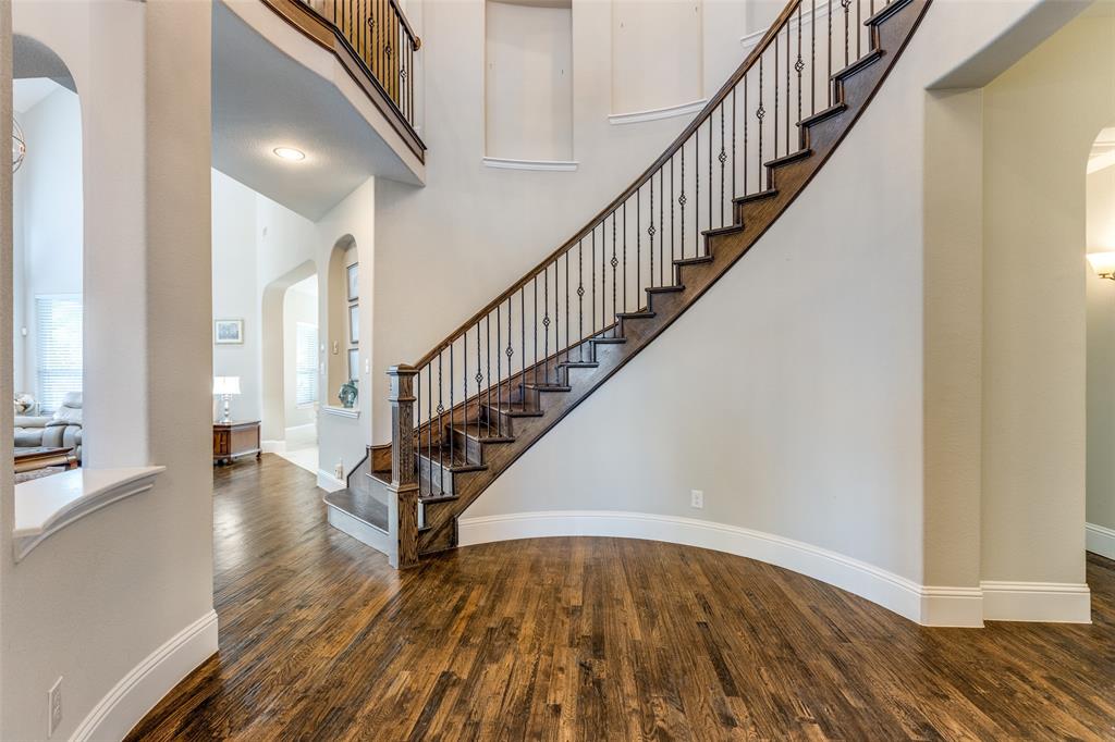 Richwoods Ph Twenty One - Residential