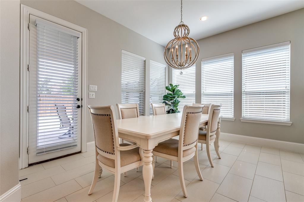 Richwoods Ph Twenty One - Residential