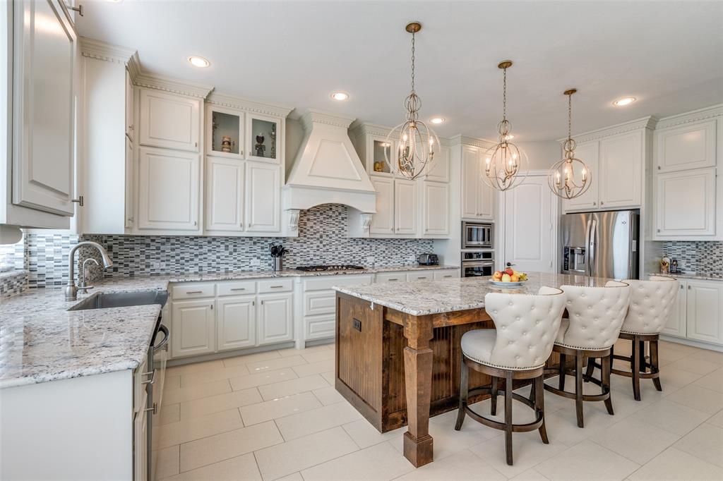 Richwoods Ph Twenty One - Residential