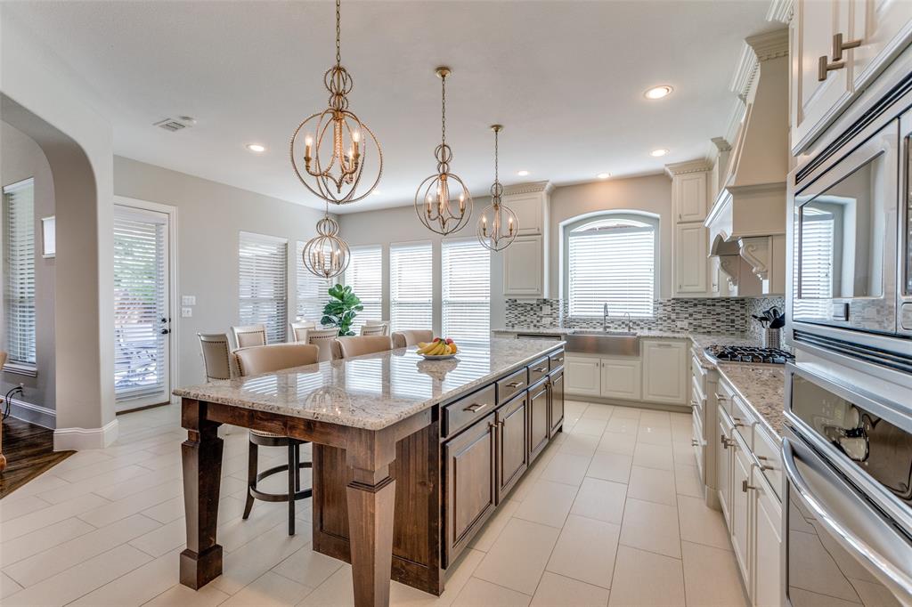 Richwoods Ph Twenty One - Residential