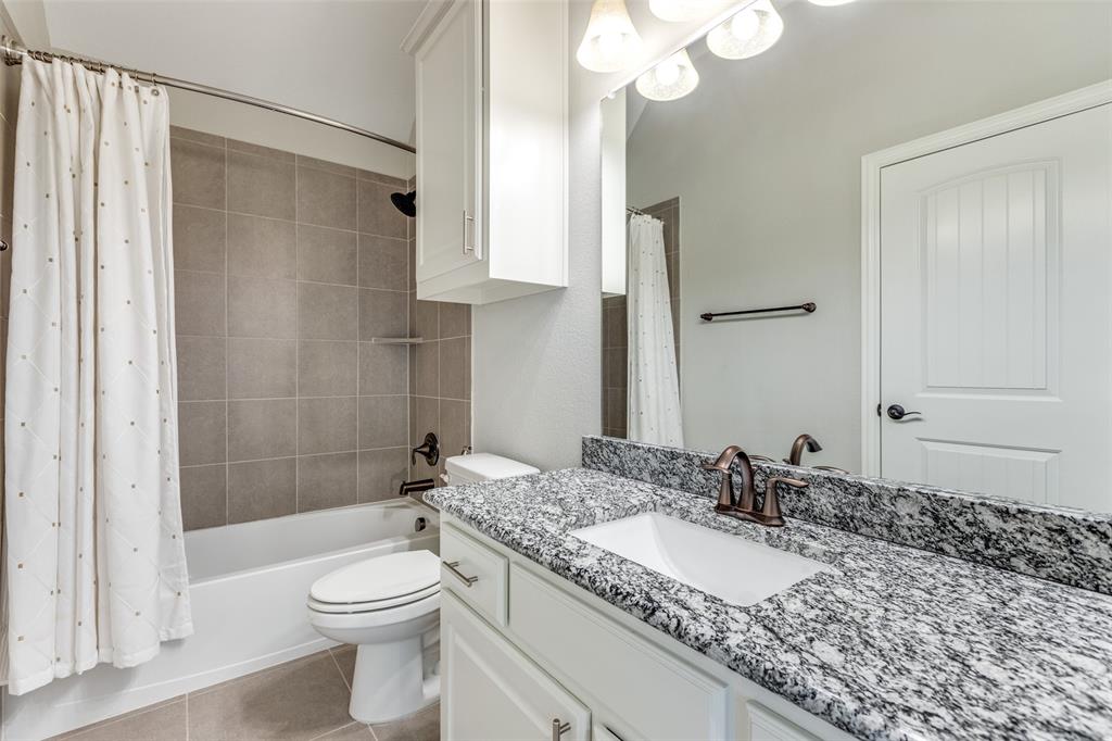 Richwoods Ph Twenty One - Residential