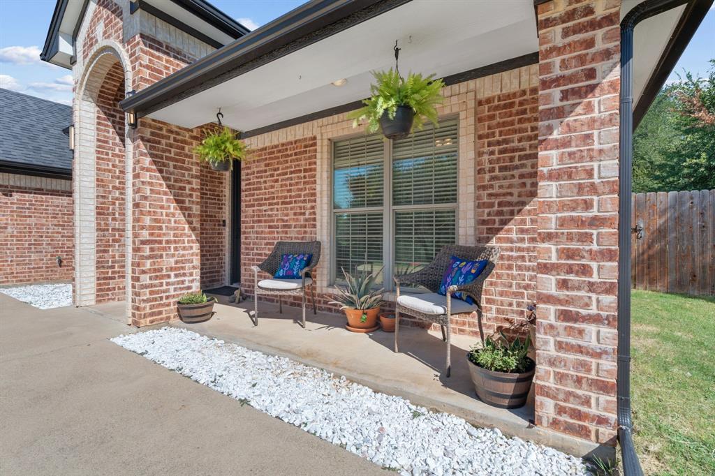 1302 Caballo Way
