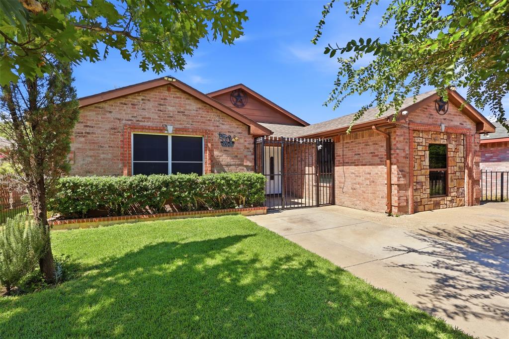 4704 Lizzy Drive