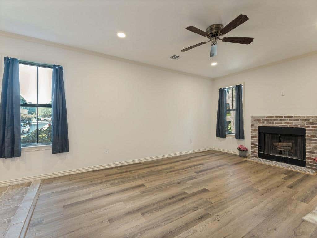 Photo of 3253 Donnelly Circle #804, Fort Worth, TX 76107 (MLS # 21348785)