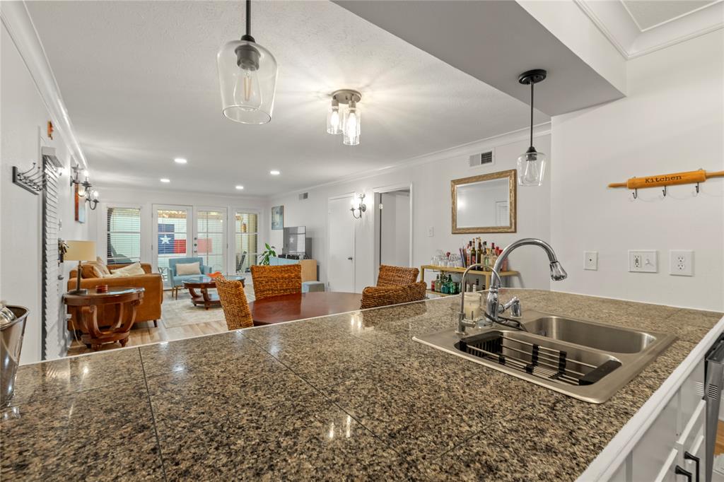 Bella Gardens Condos - Residential