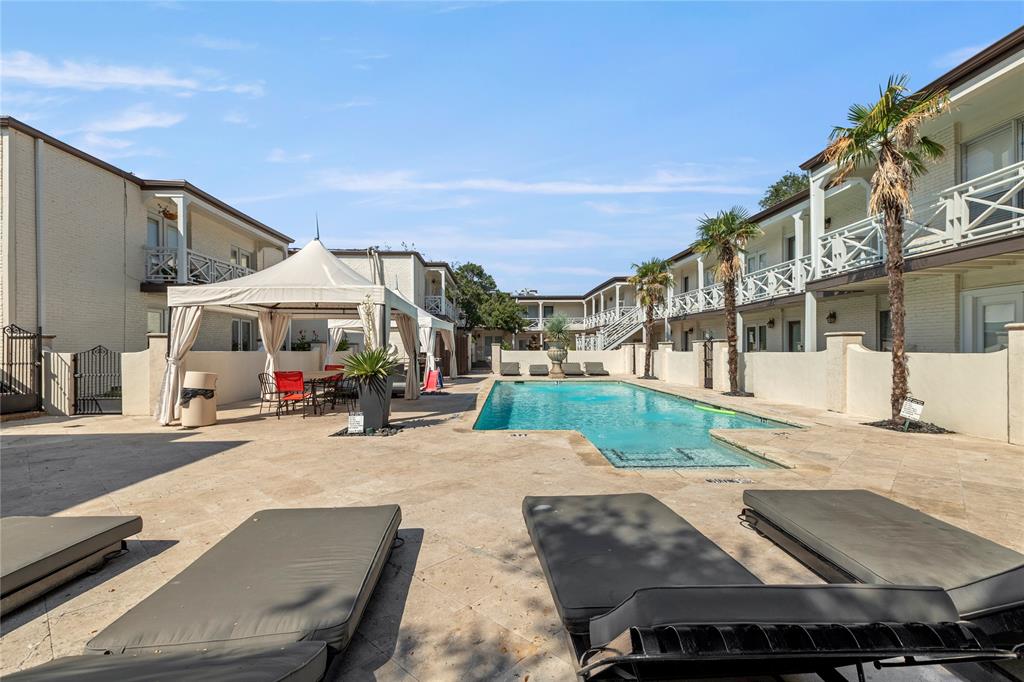 Bella Gardens Condos - Residential