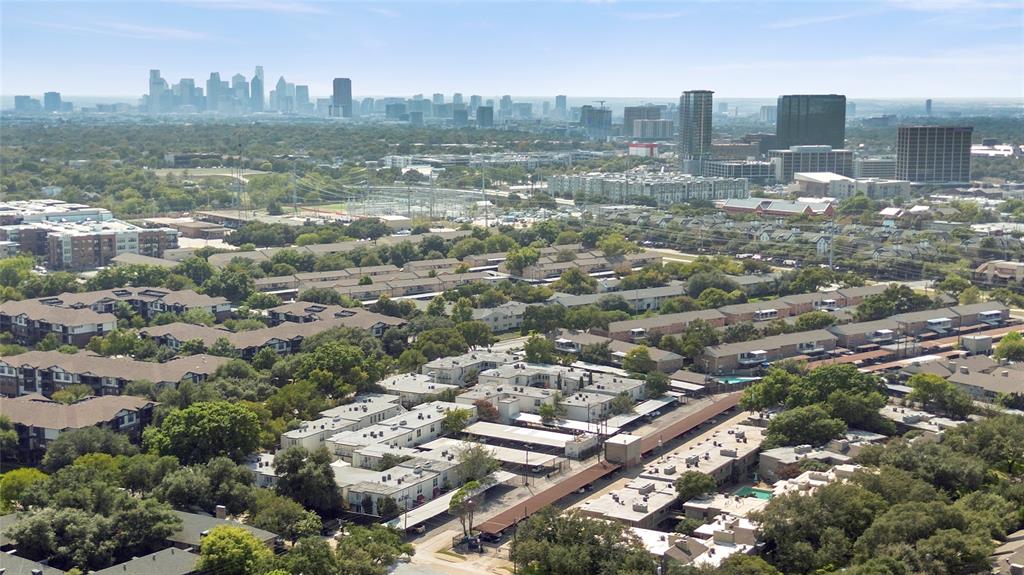 Bella Gardens Condos - Residential