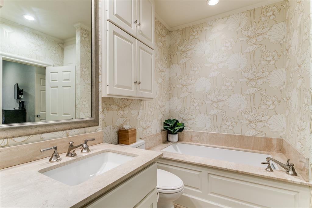 CAMPUS HEIGHTS 2 - Residential