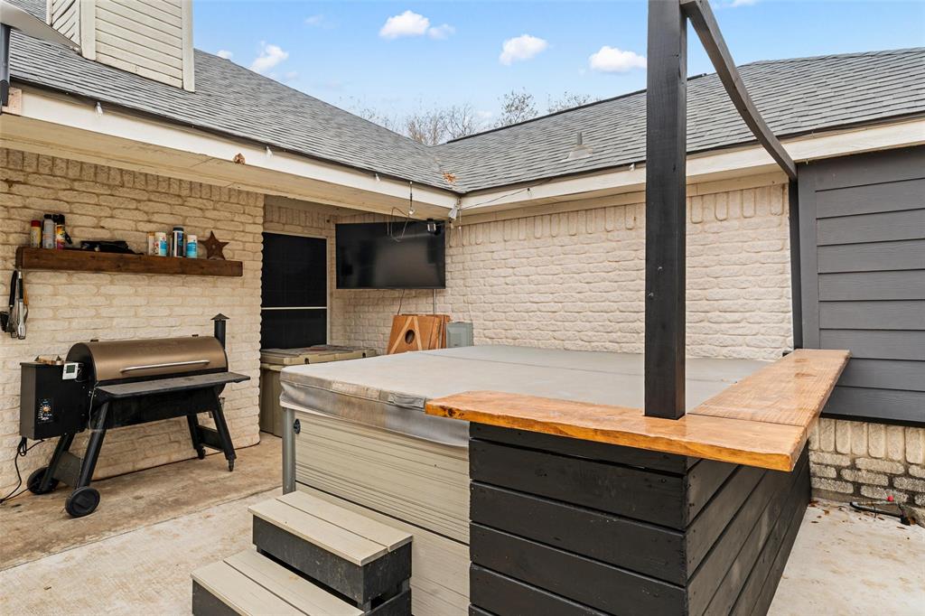 Baxter B B - Residential