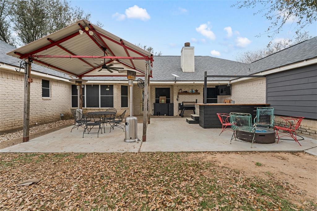 Baxter B B - Residential