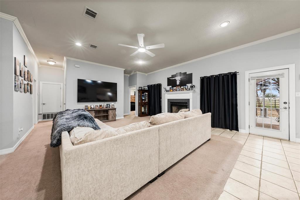 Baxter B B - Residential