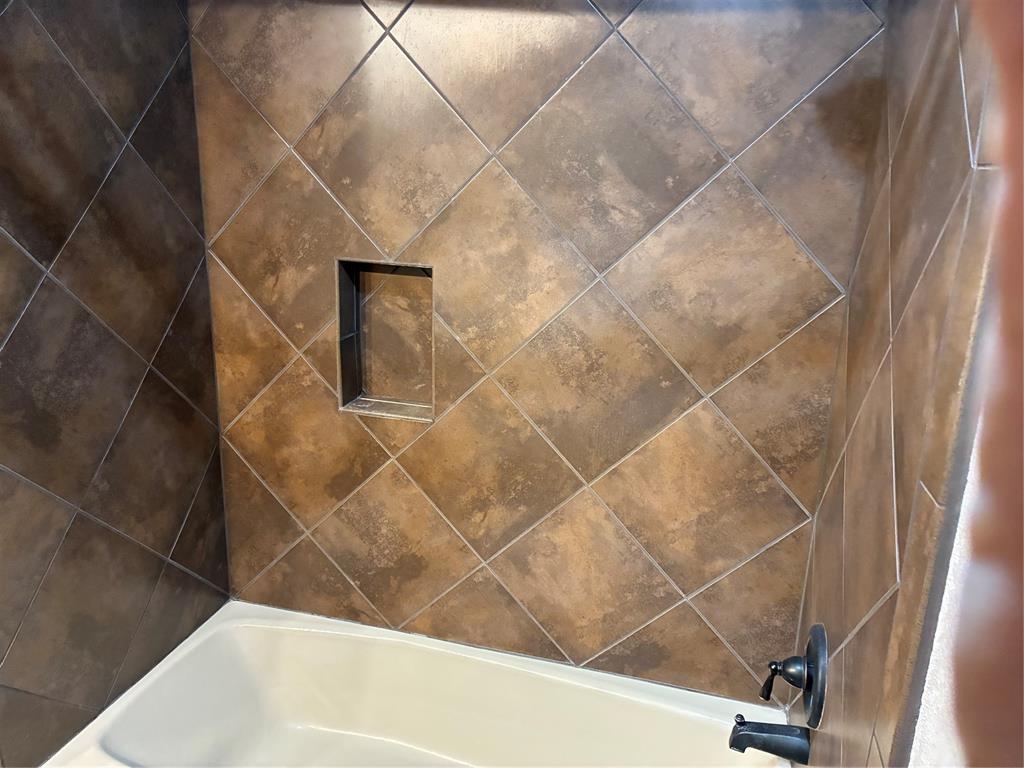 Overton South Add - Residential Lease