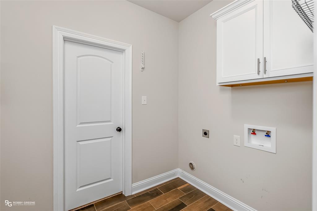 Lost River - Residential