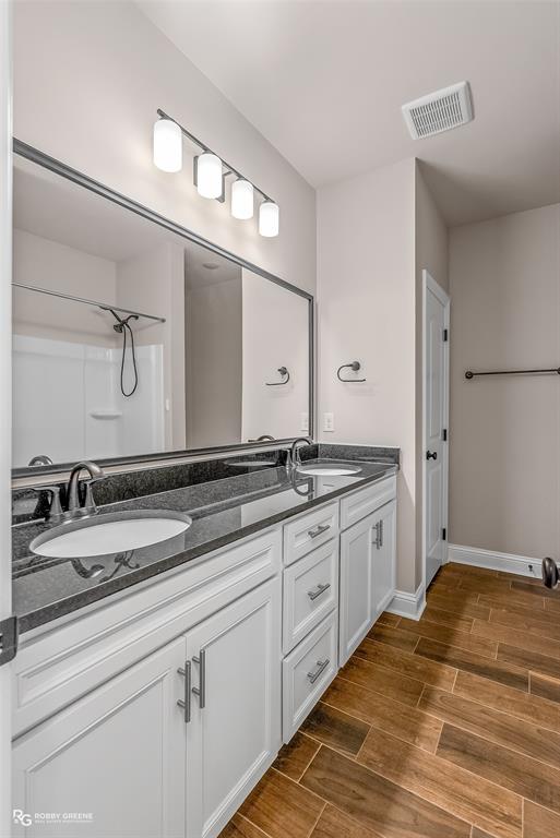 Lost River - Residential