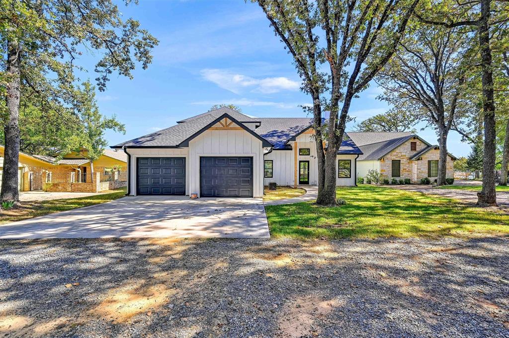 827 Kiowa Drive W