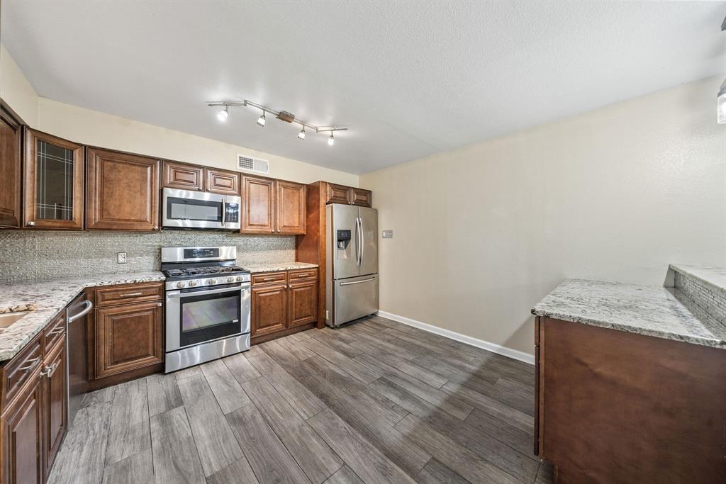 Hampton Place - Residential