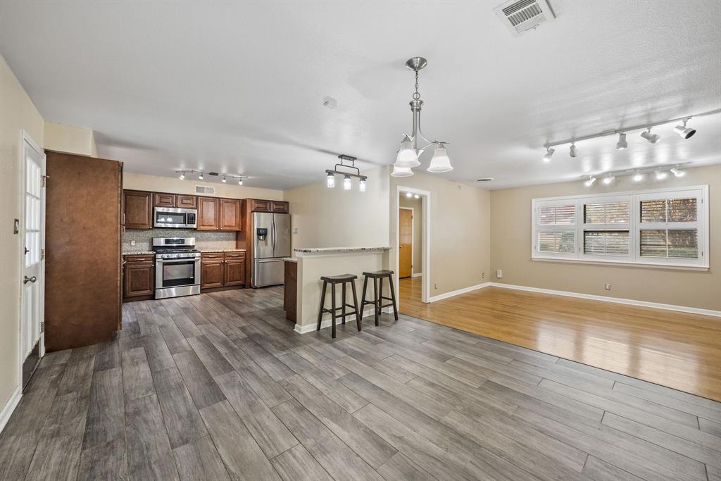 Hampton Place - Residential