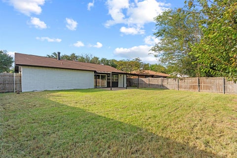 Tiny photo for 421 Parkvale Lane, Grand Prairie, TX 75052 (MLS # 21341648)