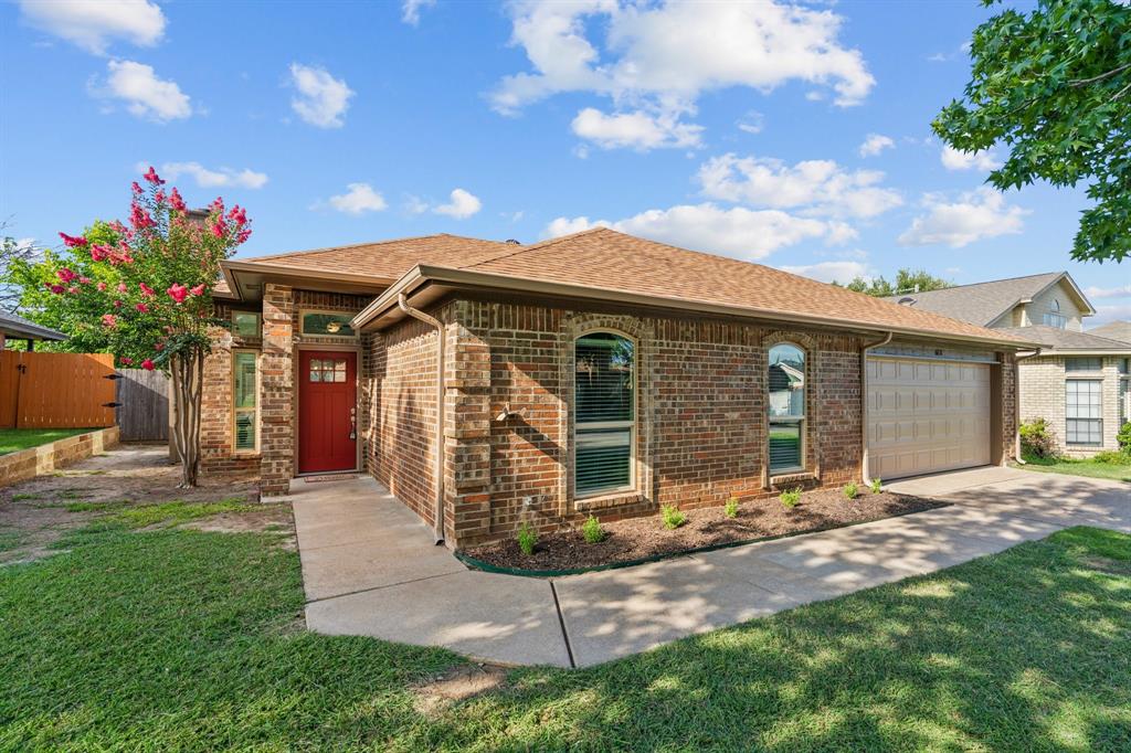 6631 Lakeside Drive