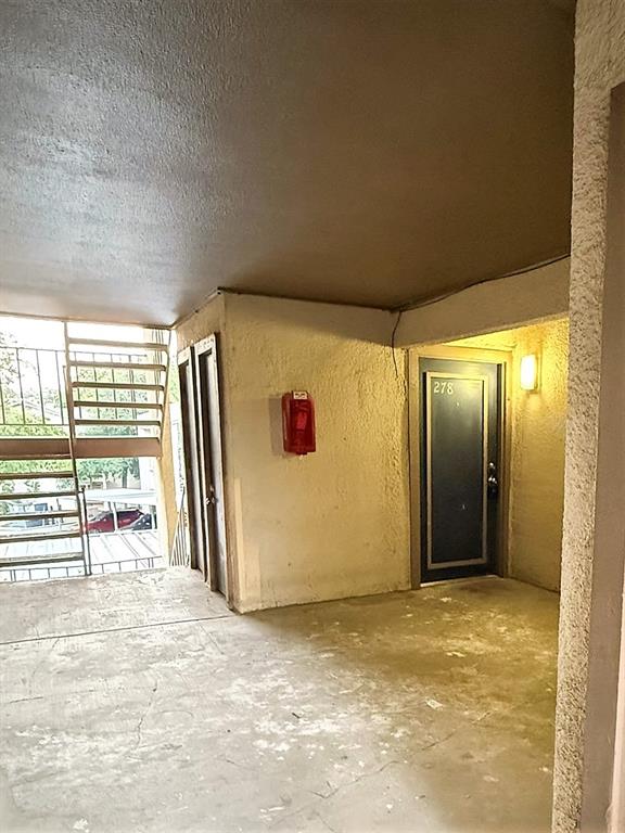 Tealwood On The Creek Condo - Residential Lease